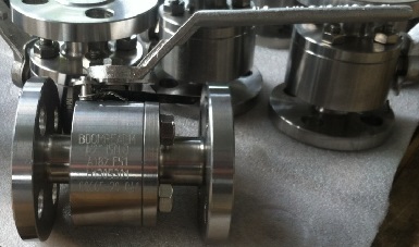 A floating ball valve with ASTM A182 F51 body.