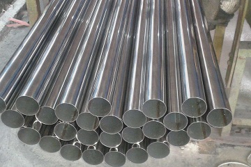 ASTM B464 Alloy 20 welded pipes, 3" SCH40, polished finish.