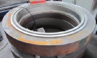 Weld neck flange with Inconel 625 weld overlay