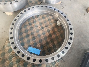 30" Class 1500 compact swivel flange
